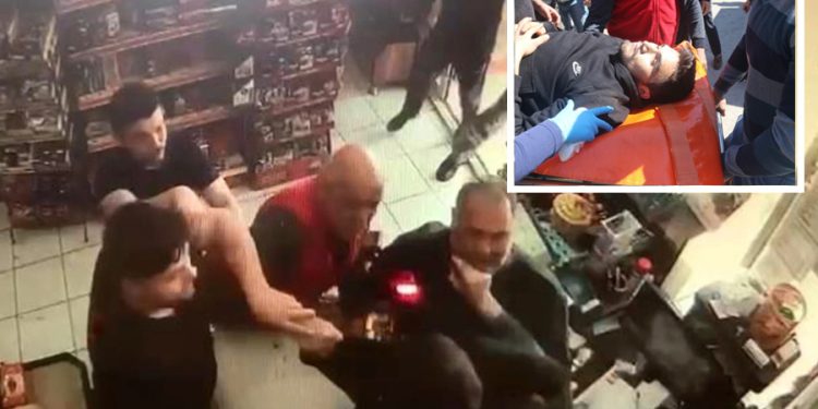 Antalya’da ‘seçim broşürü’ kavgası kanlı bitti: 1 ölü, 1 yaralı