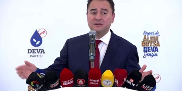 Babacan'dan Erdoğan'a 'banka promosyonu' tepkisi: "El kesesinden cömertlik"