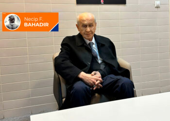 Bahçeli, Alparslan Türkeş’in kemiklerini sızlattı!