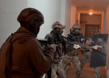 Bakan Yerlikaya IŞİD operasyonlarını duyurdu: 100'ü aşkın şüpheli gözaltına alındı