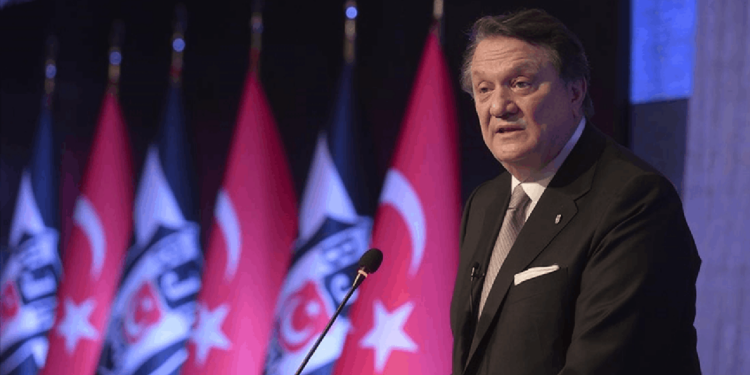 Beşiktaş Başkanı Hasan Arat'tan Galatasaray açıklaması