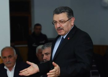 Beşiktaş Kulübü, AKP'nin Trabzon adayı Genç hakkında suç duyurusunda bulundu