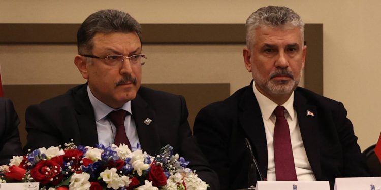 Beşiktaş’tan AKP Trabzon adayı Ahmet Metin Genç hakkında suç duyurusu