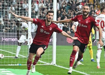 Beşiktaş'tan Cenk Tosun ve Salih Uçan kararı!