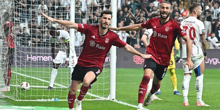 Beşiktaş'tan Cenk Tosun ve Salih Uçan kararı!
