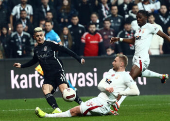 Beşiktaş'tan Galatasaray'a tepki, TFF'ye çağrı: Artık maçlarımızda görmek istemiyoruz!