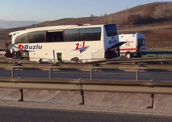Bilecik’te otobüs kontrolden çıktı: 14 yaralı