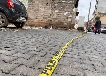 Bir araba için babasını gözünü kırpmadan öldürdü