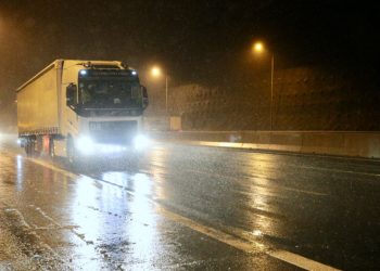 Bolu Dağı'nda kar yağışı