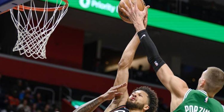 Boston Celtics seriye bağladı, Pistons'ı deplasmanda yendi