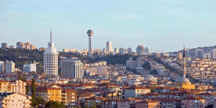 CHP'li Deniz Demir Ankara'daki yüksek konut fiyatı artışlarını Meclis'e taşıdı: 'Ankara Dubai'yi geride bıraktı'