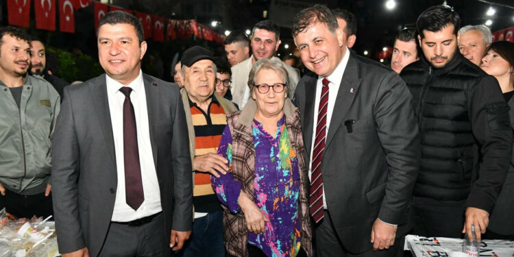 CHP'nin İzmir adayı Cemil Tugay: Kimsenin aç kalmaması için çalışacağız