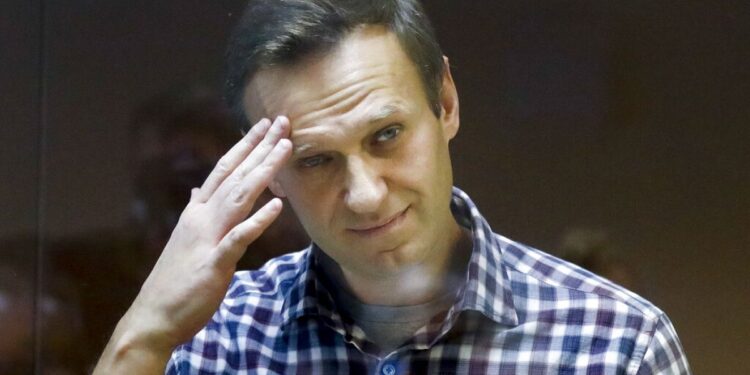 Cezaevinde ölen Rus muhalif lider Navalny, son yolculuğuna uğurlanıyor