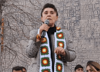 DEM Parti seçim çalışmasına katıldı... Leyla Zana: Kime ne borcumuz var? Bir kere de siz Kürtlere oy verin
