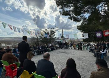 DEM Parti’den birçok merkezde halk buluşması