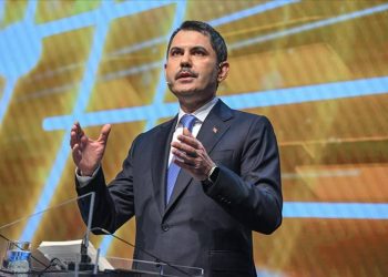 Deniz Zeyrek: Murat Kurum, Şimşek ve Erdoğan'a güvenmiyor