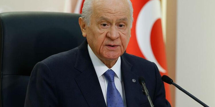 Dikkat çeken yorum: 'Bahçeli düğmeye bastı'