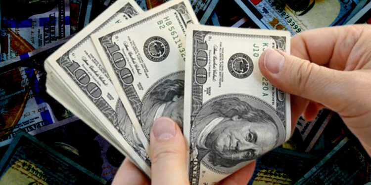 Dolar ve euroda günün ilk rakamları