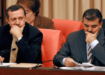 Dönemin Başbakanı Abdullah Gül, Tarih dergisine yazdı: 1 Mart tezkeresinde neler yaşandı?