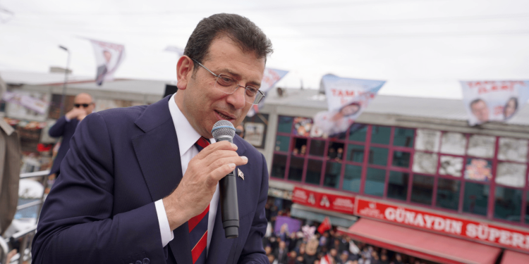 Ekrem İmamoğlu 17 bakanı hedef aldı: “Utanmaları da yok”