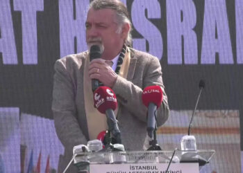 Emekli astsubaylar: 'Cumhurbaşkanımız ve genelkurmay başkanımız bizi neden sokağa döktünüz?'