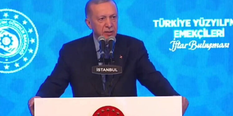 Erdoğan: Emeklilerin bayram ikramiyesi 2-5 Nisan tarihleri arasında yatırılacak