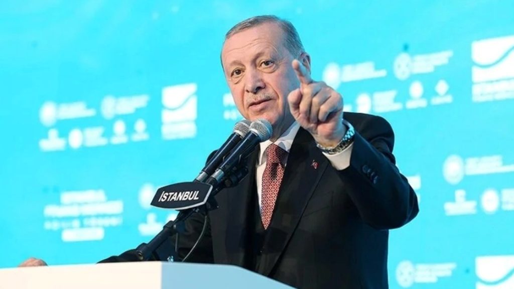 Erdoğan İstanbul'da konuştu; Zübük siyasetini hortlatanların niyeti ülkeyi yağmalamaktır