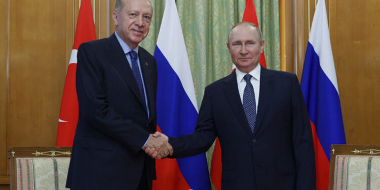 Erdoğan, Putin'i tebrik etti