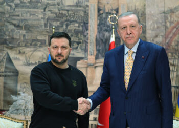 Erdoğan ile Zelenskiy İstanbul’da görüştü