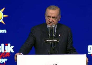 Erdoğan, seçime saatler kala el yükseltti, CHP’yi hedef aldı: O paralar Kandil’e gidiyor!