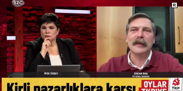 Erkan Baş, Kemal Okuyan'ı eleştiriyordu: SZC TV'de yayın sırasında TKP'nin reklamı verildi