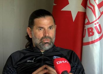 Fanatizmden çıkmalıyız; Fenerbahçe’nin ligden çekilmesi Türk futboluna katkı sağlamaz