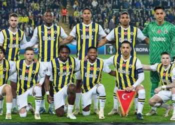Fenerbahçe, Konferans Ligi'nde çeyrek finalde!