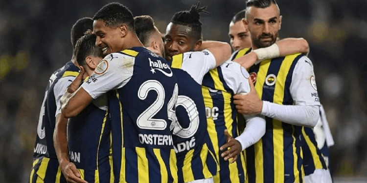 Fenerbahçe için kritik hafta... Ligden çekilme, lig maratonu ve Galatasaray derbisi... Ali Koç futbolcularla görüşecek