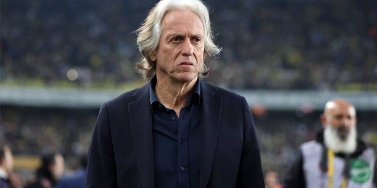Fenerbahçe'nin eski teknik direktörü Jorge Jesus, dünya rekoru peşinde