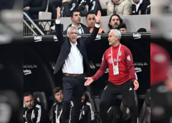 Fernando Santos isyan etti: 3. kez Beşiktaş'ın penaltısı verilmiyor