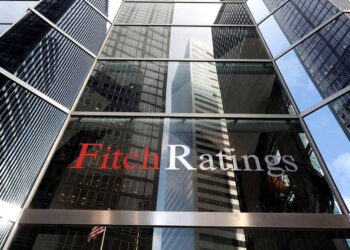 Fitch, Türkiye’nin kredi notunu ‘B’den ‘B+’ya yükseltti