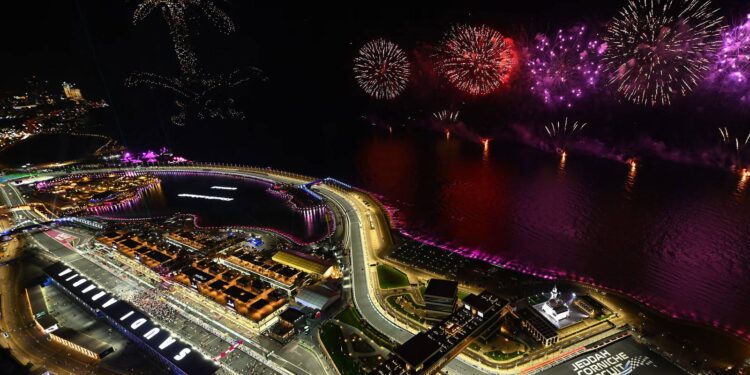Formula 1'e Suudi Arabistan ayarı; 74 yıllık gelenek bozuldu!