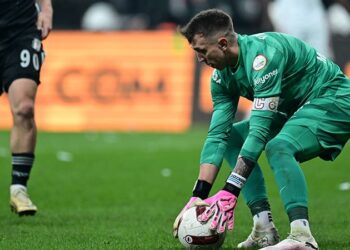Galatasaray yönetimi Muslera ile masaya oturuyor