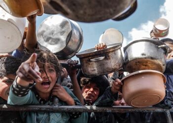 Gazze’de “açlık ve susuzluktan” ölenlerin sayısı 23’e yükseldi