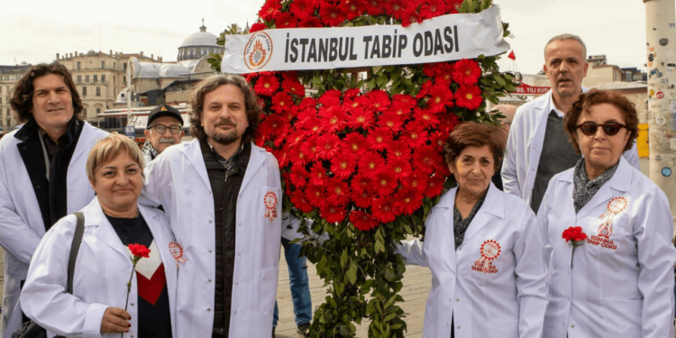 'Gelin şiddetsiz, güvenli, güvenceli ve demokratik bir yaşamı hep birlikte örelim'
