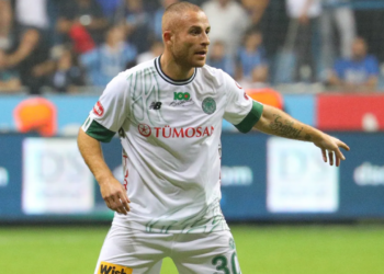 Gökhan Töre ile yollar ayrıldı