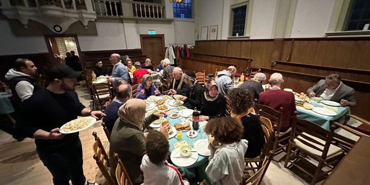 HOLLANDA | 400 yıllık tarihi kilisede ilk ‘iftar’