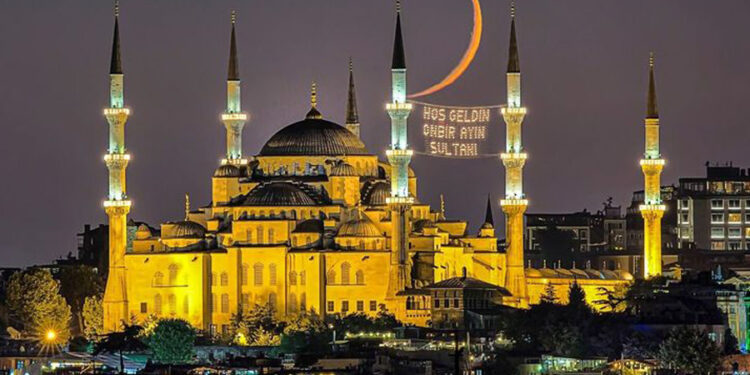 İETT ve metro seferlerine ‘Ramazan’ ayarı: İBB, günlük 16 bin kişiye iftar yemeği verecek