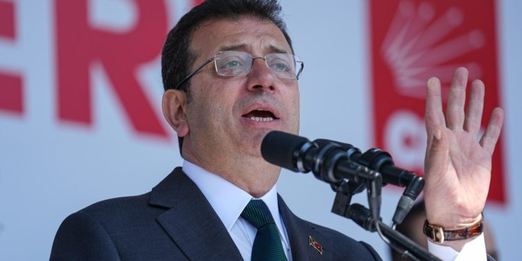 İmamoğlu'nda '17 bakan' tepkisi: 'Utanmaları da yok'