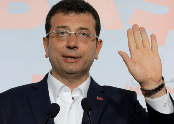 İmamoğlu'ndan Kent Lokantalarını hedef alan Kurum'a yanıt: Vatandaşlarımız spor olsun diye mi o kuyruğa giriyor? özür dile!