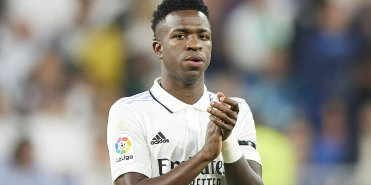 Irkçı tezahürat hakkında Real Madrid'den suç duyurusu