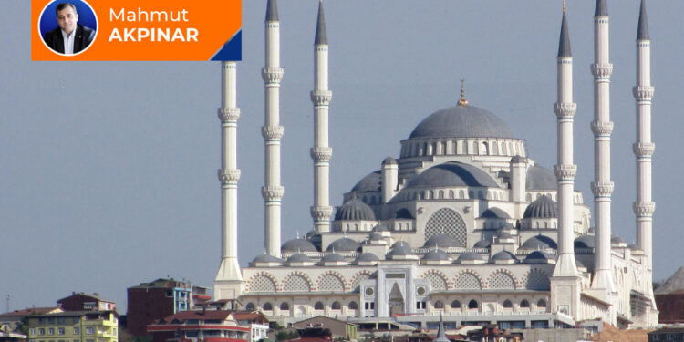 İslami hizmetlerin binalarla imtihanı 