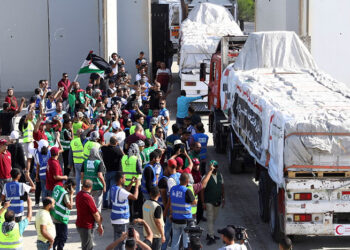 İsrail, Gazze’de yardım bekleyenleri vurdu: En az 70 ölü