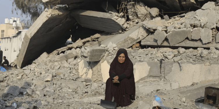 İsrail yardım bekleyenlere saldırdı: Ölüler var